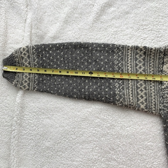 Hand Knit Norwegian Wool Sweater - Picture 7 of 10